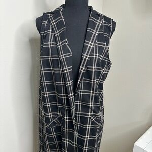 Maurices Black and White Checkered blazer Vest